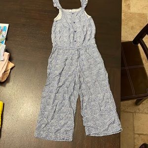 Very cute jumpsuit, Medium for a 7 ur old. Blue with white.